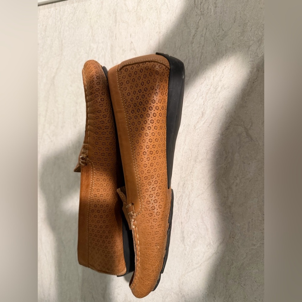 Women’s Brown Leather Loafers size 9.5 - Picture 5 of 9